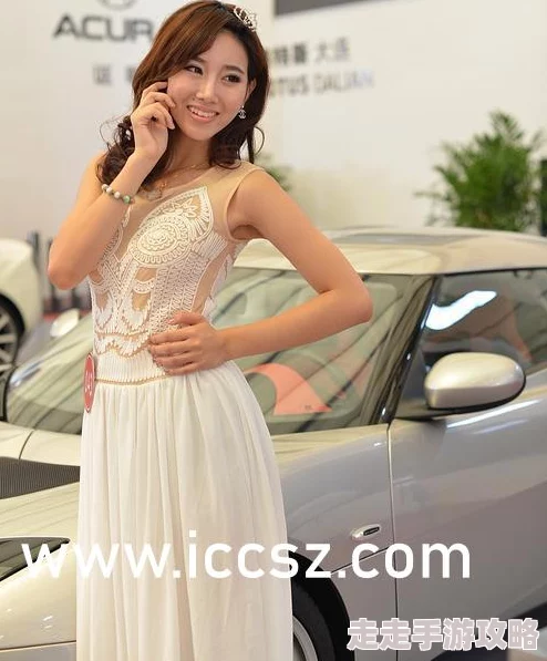 操美女骚b：最新进展揭示了事件背后的复杂关系与社会反响，引发广泛讨论与关注
