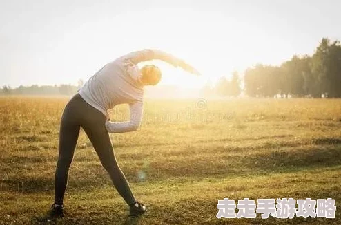 久久：最新研究显示，长期坚持锻炼对身体健康的积极影响与心理状态密切相关，专家建议制定合理计划