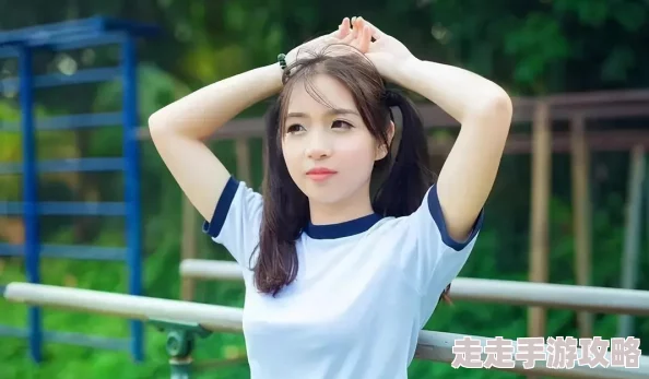 美女脱裤子让男生桶爽在生活中我们应该倡导健康的交流与尊重彼此的选择，共同营造积极向上的氛围