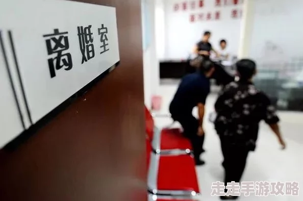 漂亮人妻被维修工侵犯的后果引发社会广泛关注法律专家呼吁加强对女性权益的保护与维护