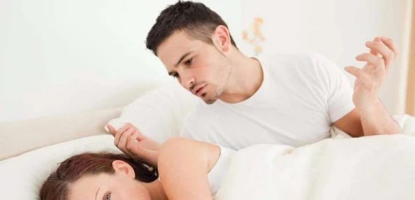 欧美夫妻性生活 网友评价：这个话题引发了很多讨论，大家分享了各自的观点和经验，感觉文化差异确实影响着人们的亲密关系