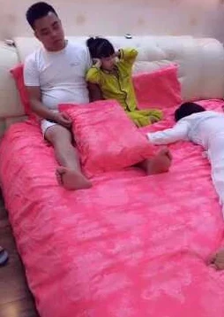 大炕的呻吟声和喘息声骑呢特工