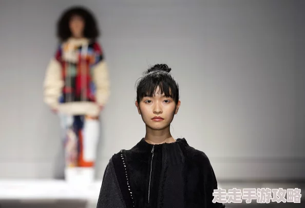 亚洲欧洲日本国产全球首个AI设计的时装周在东京举行