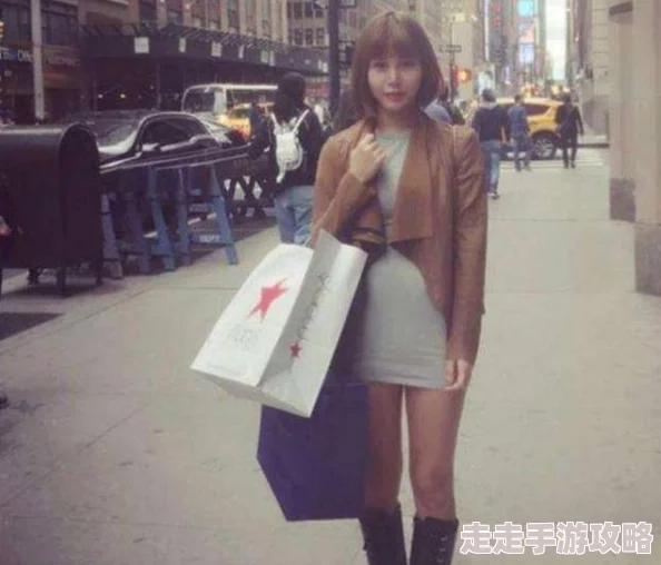 大桥未久哭の女教师正在播放最近她在社交媒体上分享了自己养的小猫咪的可爱照片