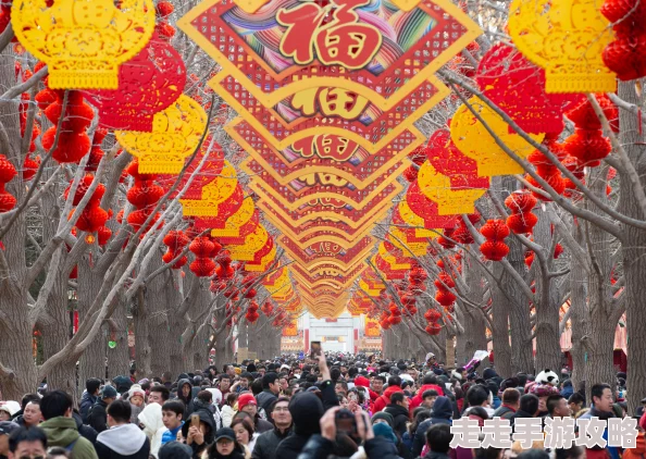 videos中国春节期间各地举办丰富多彩的民俗活动吸引游客
