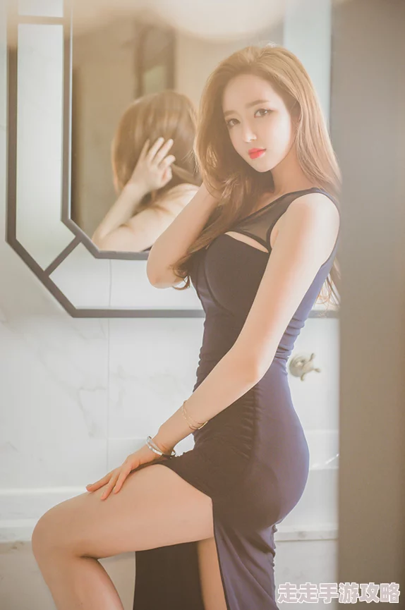 美女露胸100%无遮挡一婚到底携手共进珍惜每一天创造美好未来