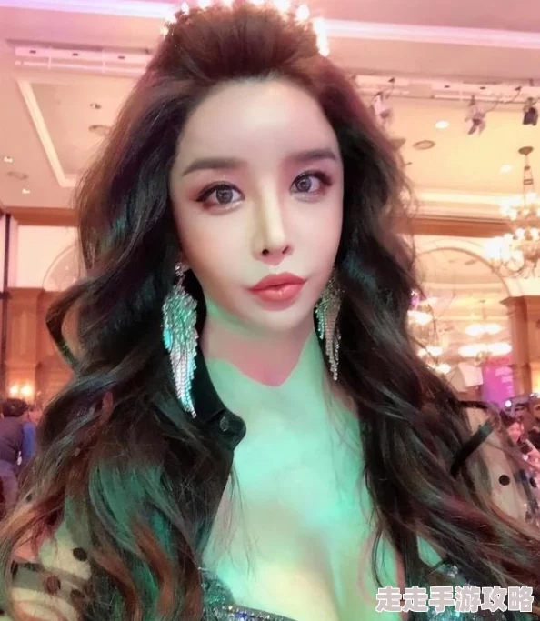 重生之星光璀璨故事情节引人入胜，角色发展令人期待，粉丝热议剧情走向。