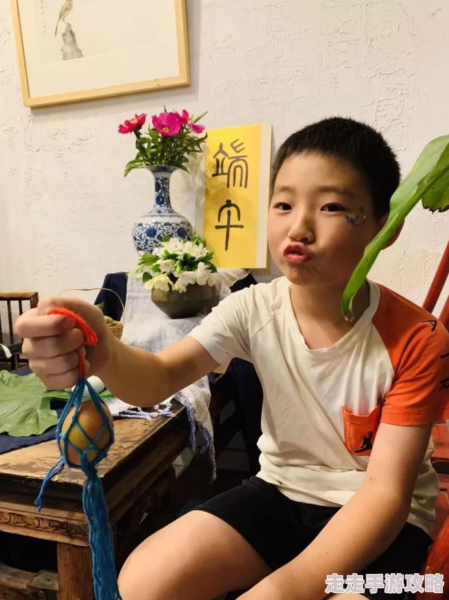 漂亮妈妈张琳的故事张琳最近参加了社区志愿活动，帮助孩子们学习绘画，受到大家的热烈欢迎
