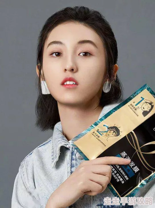 黄容h近日黄容h在社交平台分享了她的新书发布会精彩瞬间吸引了众多粉丝关注