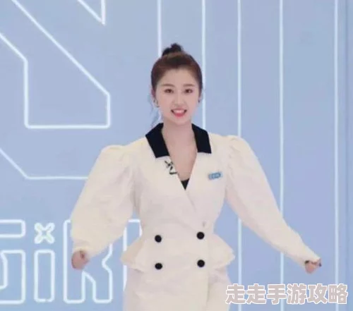 操杨超越积极向上勇敢追梦展现青春活力与无限可能
