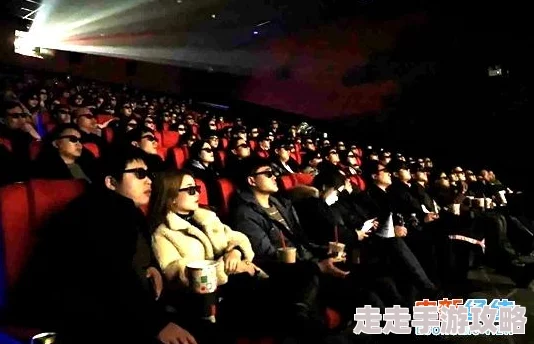 亚洲人成电影院：疫情后观影热潮回归，票房创下新高，年轻观众成主力军引发行业关注
