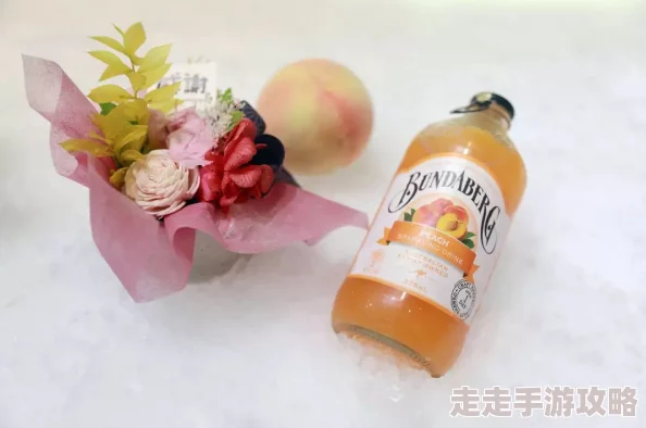 蜜桃草莓荔枝375ml：夏日清凉饮品新选择，带你体验果香四溢的美味享受！