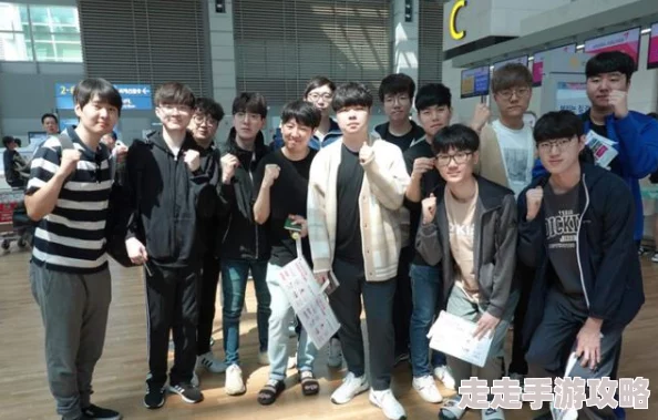 高中男男Gay互吃鳮网站最新动态：全新互动功能上线，用户体验大幅提升，快来参与精彩活动！