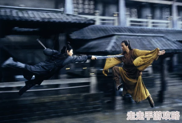 武侠古典都市激情：神秘高手现身，江湖恩怨再起，城市街头上演惊心动魄的对决！