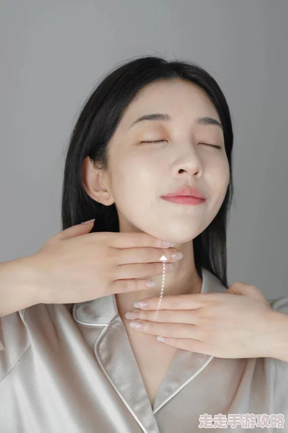 妹子被揉胸上头视频引发热议，网友纷纷评论，讨论事件背后的社会现象与性别平等问题