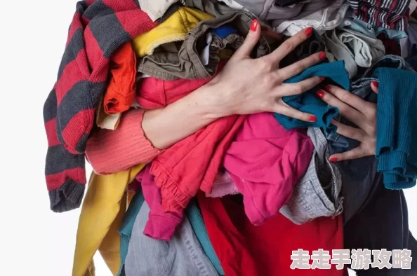 淫品色：揭露暗藏在网络深处的色情产业链，触目惊心的真相曝光！