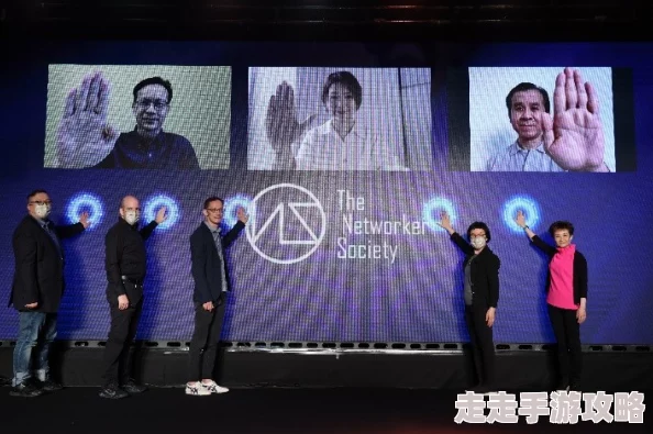 色女人在线：最新动态与发展，探讨其在社交媒体平台上的影响力及用户互动情况