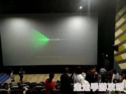 国产激情久久久久影院小草：最新动态引发观众热议，内容更新频繁，吸引了大量影迷的关注与讨论