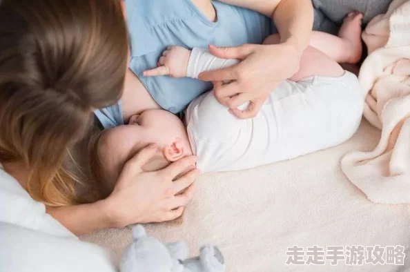边摸边脱边吃奶，尽享精彩免费视频带来的无限乐趣与刺激体验