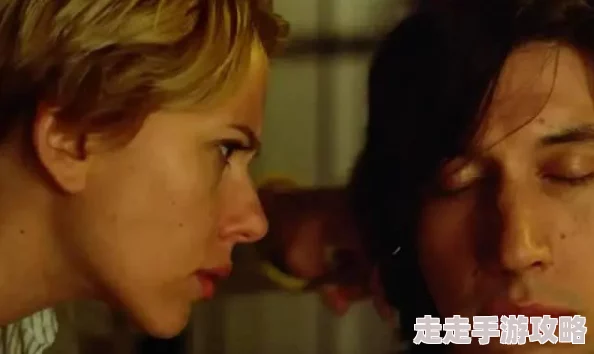边做边爱边吃奶：探索亲密关系中的温柔与激情的完美结合