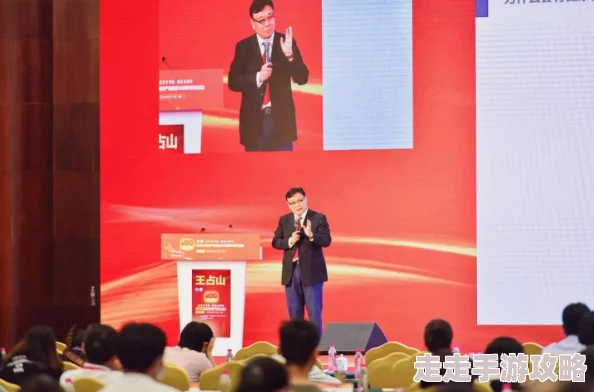 第五人格教授最新玩法深度解析：掌握技能升级与团队协作，网友热议最新版本攻略