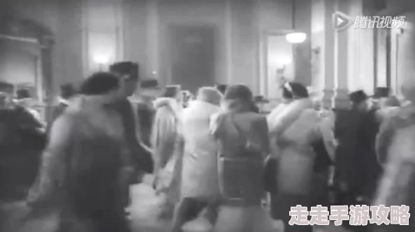 偷拍共厕妇女撒尿视频 这部影片引发了广泛讨论，关注隐私权与公共场所安全问题，值得一看以了解社会现象。