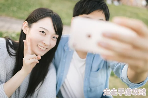 白嫩的女友被老头玩珍惜每一段关系让爱与尊重成为生活的主旋律