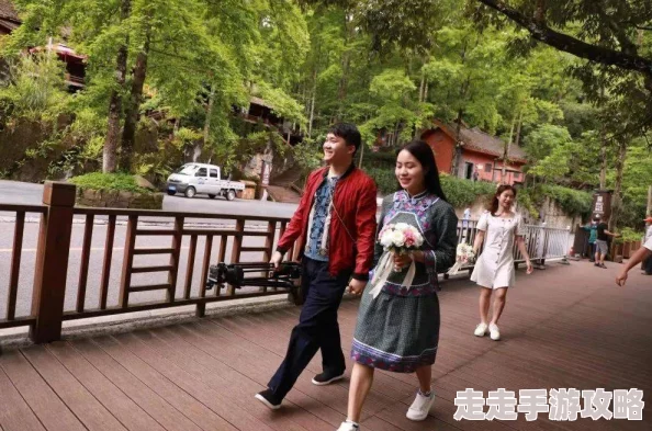 青春艳曲只想亏钱奈何遇到一帮老六员工携手共进创造美好未来