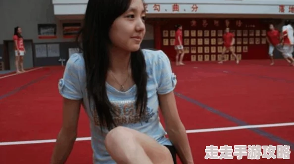 色哺乳妇hd据传女主角原是体操运动员后因伤退役转行