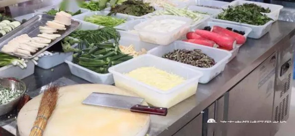 鲁丝一区二区三区据说最近在学习烹饪据说菜做得还不错