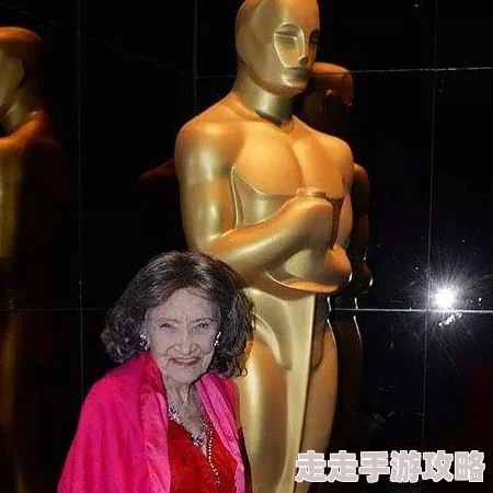 100岁老太婆裸交展现了对生命活力与真我的勇敢追求